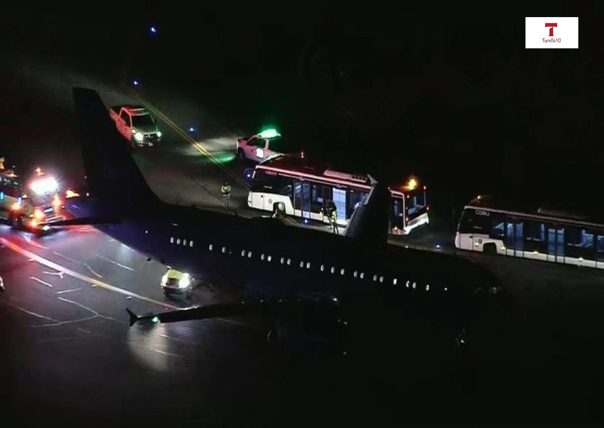 JetBlue passenger opens emergency exit at Logan Airport